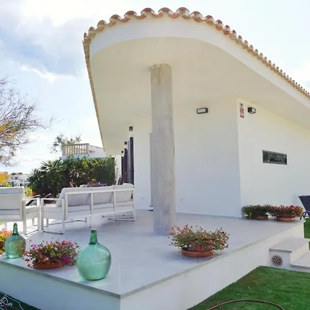 Seashore House 