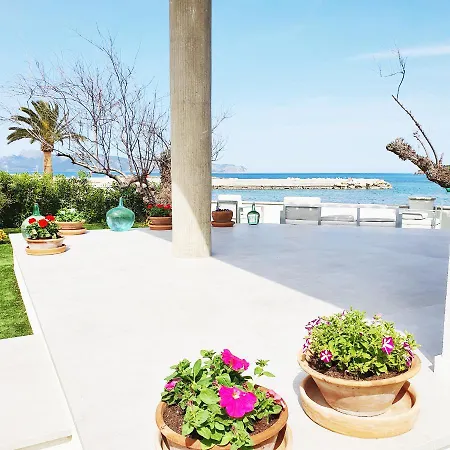 Seashore House 